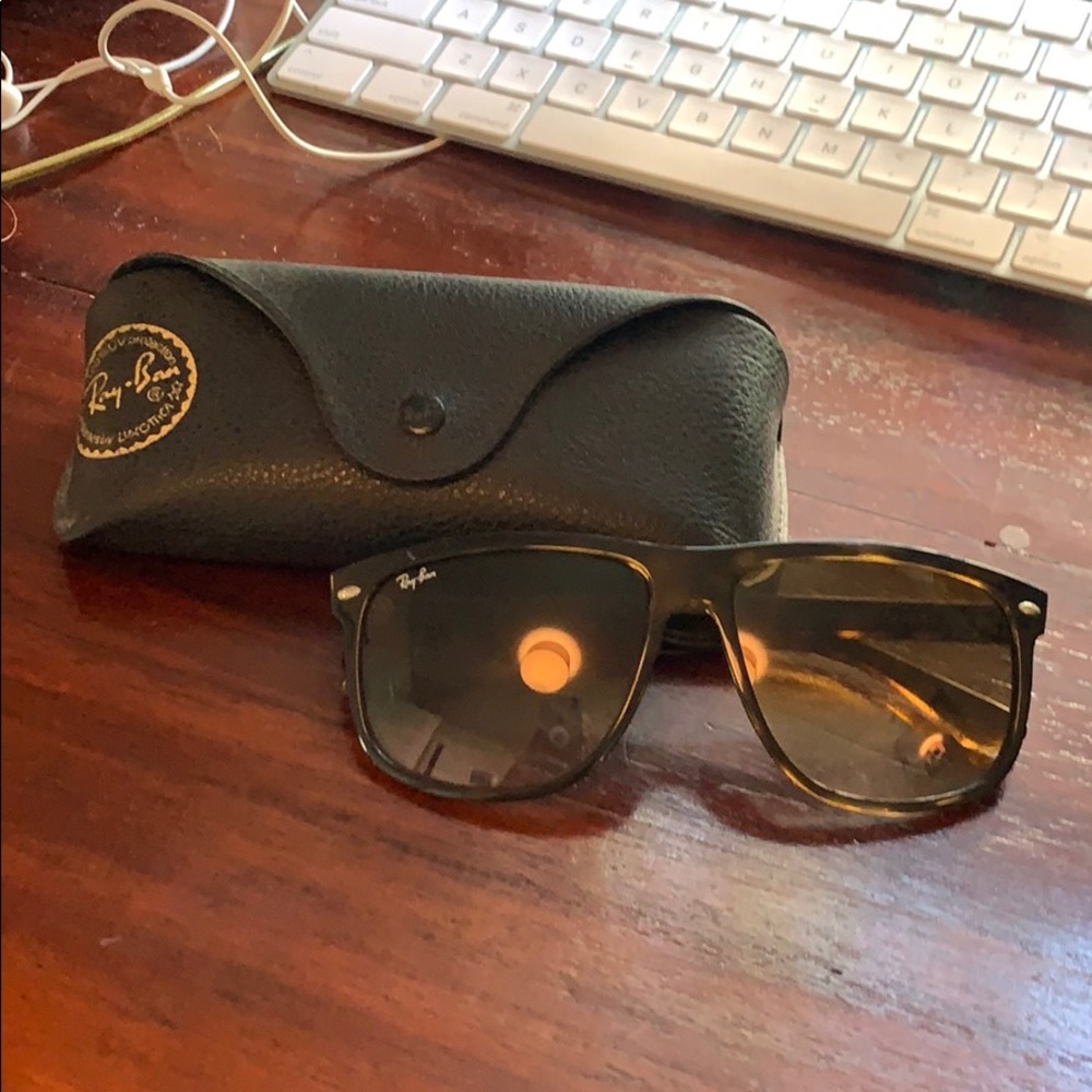 Rayban sunnies- tortoise model RB4147